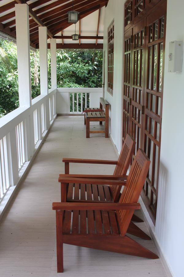 Gem Field Rest Acomodação com café da manhã Ratnapura Exterior foto